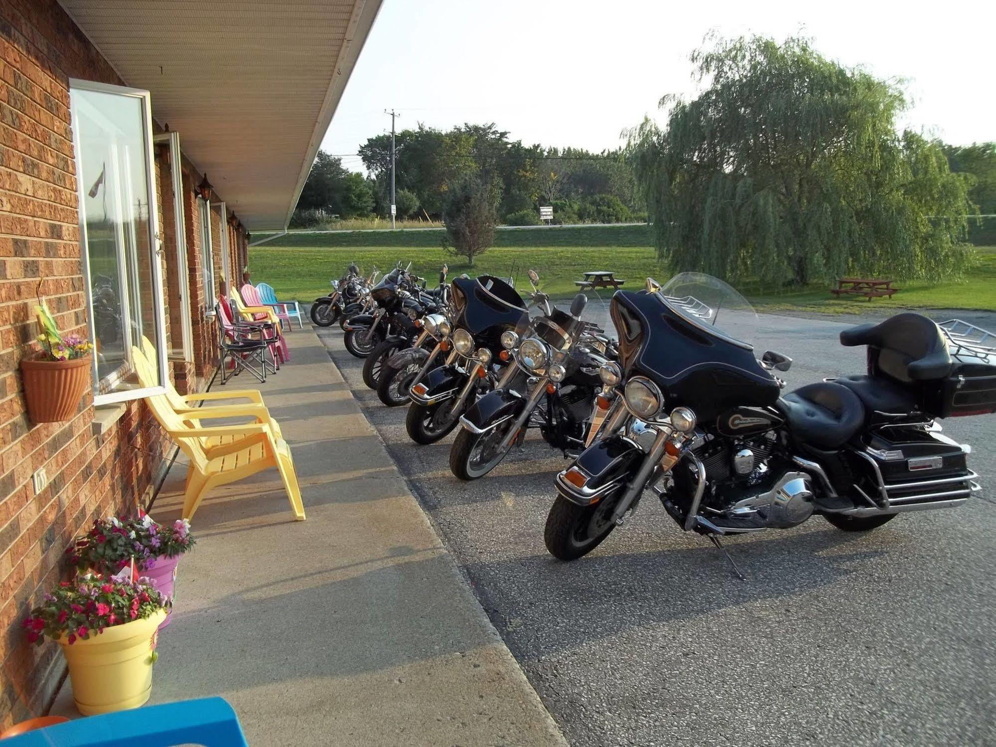 Wayside Motel Manitoulin Manitowaning Luaran gambar