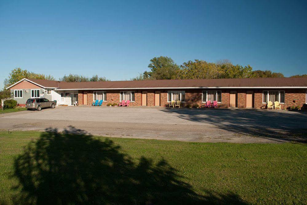 Wayside Motel Manitoulin Manitowaning Luaran gambar